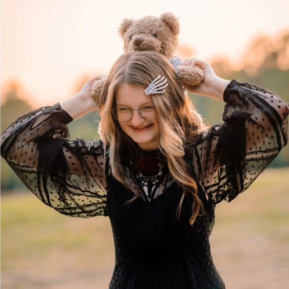 I guess I could introduce myself… okay… well.. - Picture 1 of 6